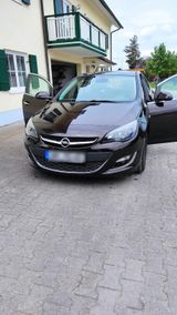 Opel Astra J Turbo 140 PS 8fach bereift - Opel Astra: 140