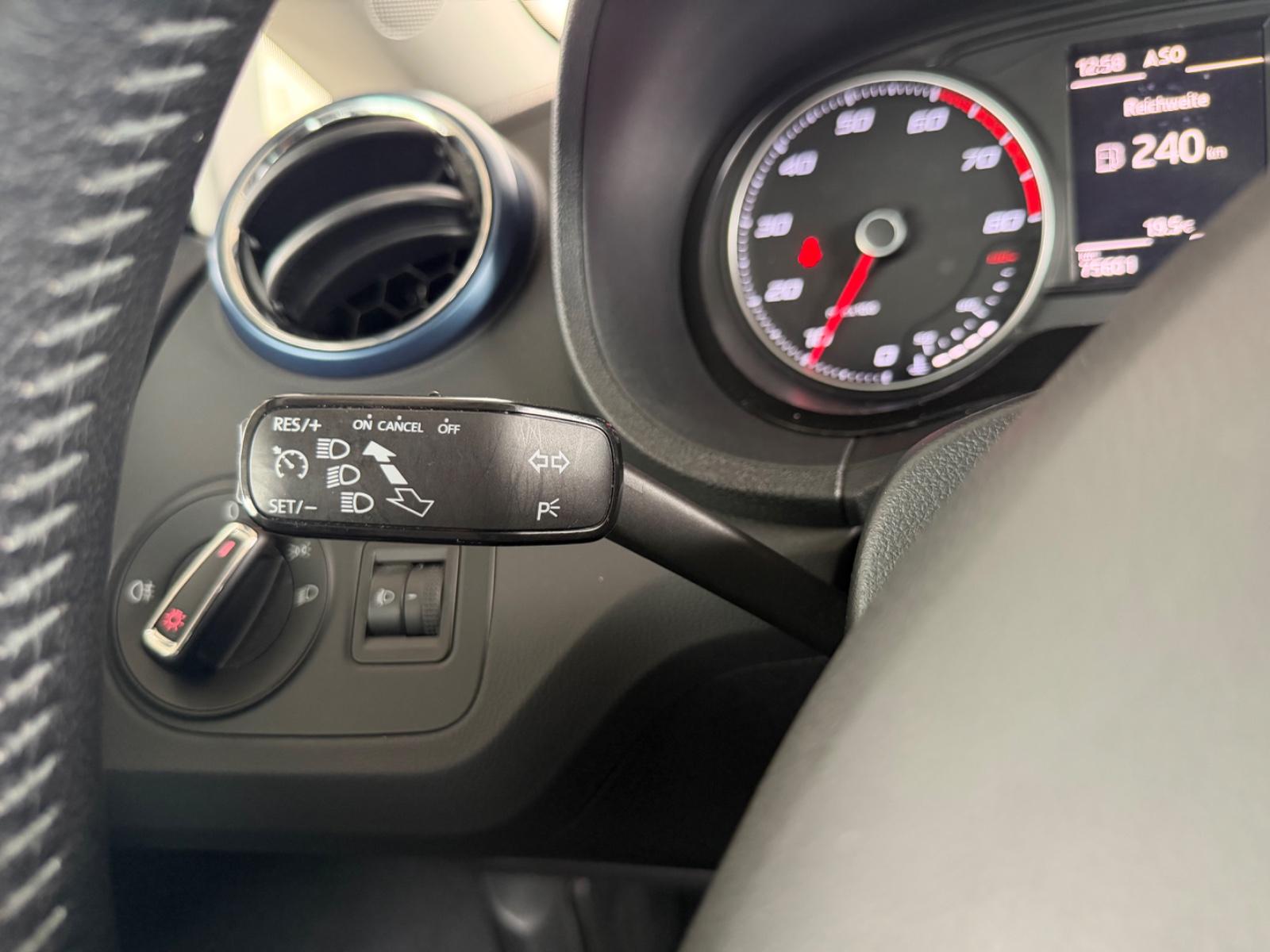 Seat Ibiza 1.0 TSI Connect Navi CarPlay PDC Sitzheiz.