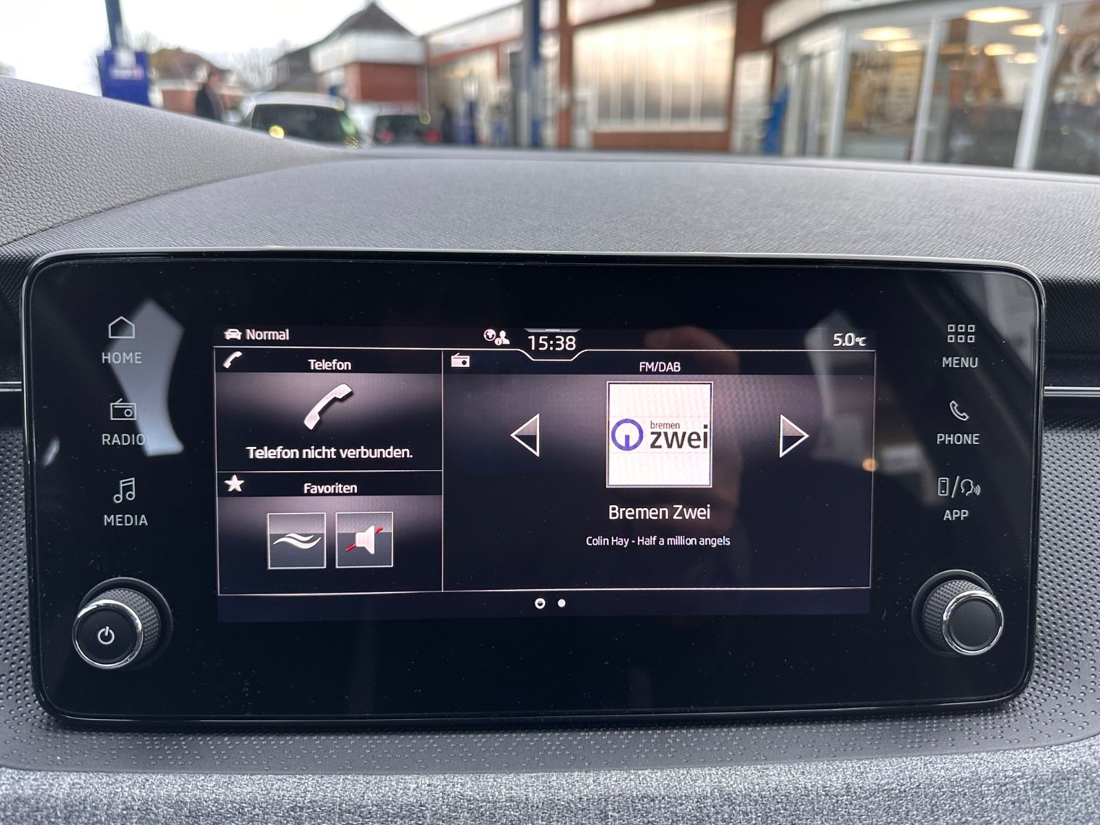 Fahrzeugabbildung SKODA Kamiq Selection 1.0 TSI DSG LED/PDC/APP/GRA