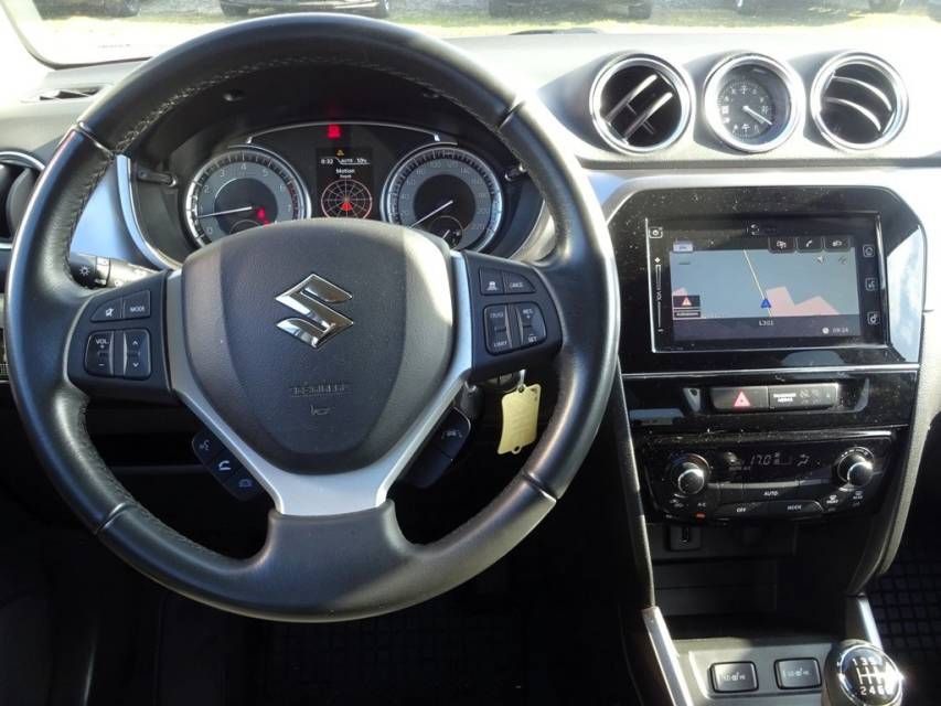 Fahrzeugabbildung Suzuki Vitara 1.4 DITC Mild Hybrid 4*4 Comfort