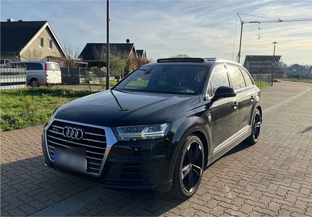 Audi Q7 SQ7 3.0 TDI Quattro 3xS-LINE/7-Sit...