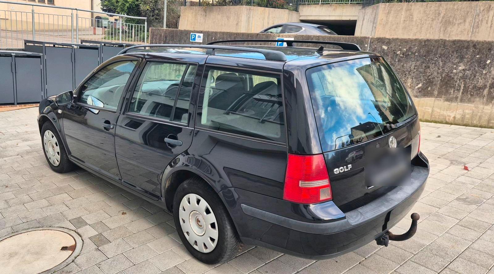 Volkswagen Golf 2006 — двигун 105 HP (77kW)