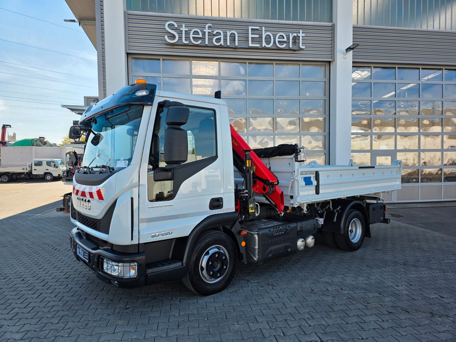 Fahrzeugabbildung Iveco Eurocargo ML80E22/P Palfinger PK 7.501 Funk 2AHK
