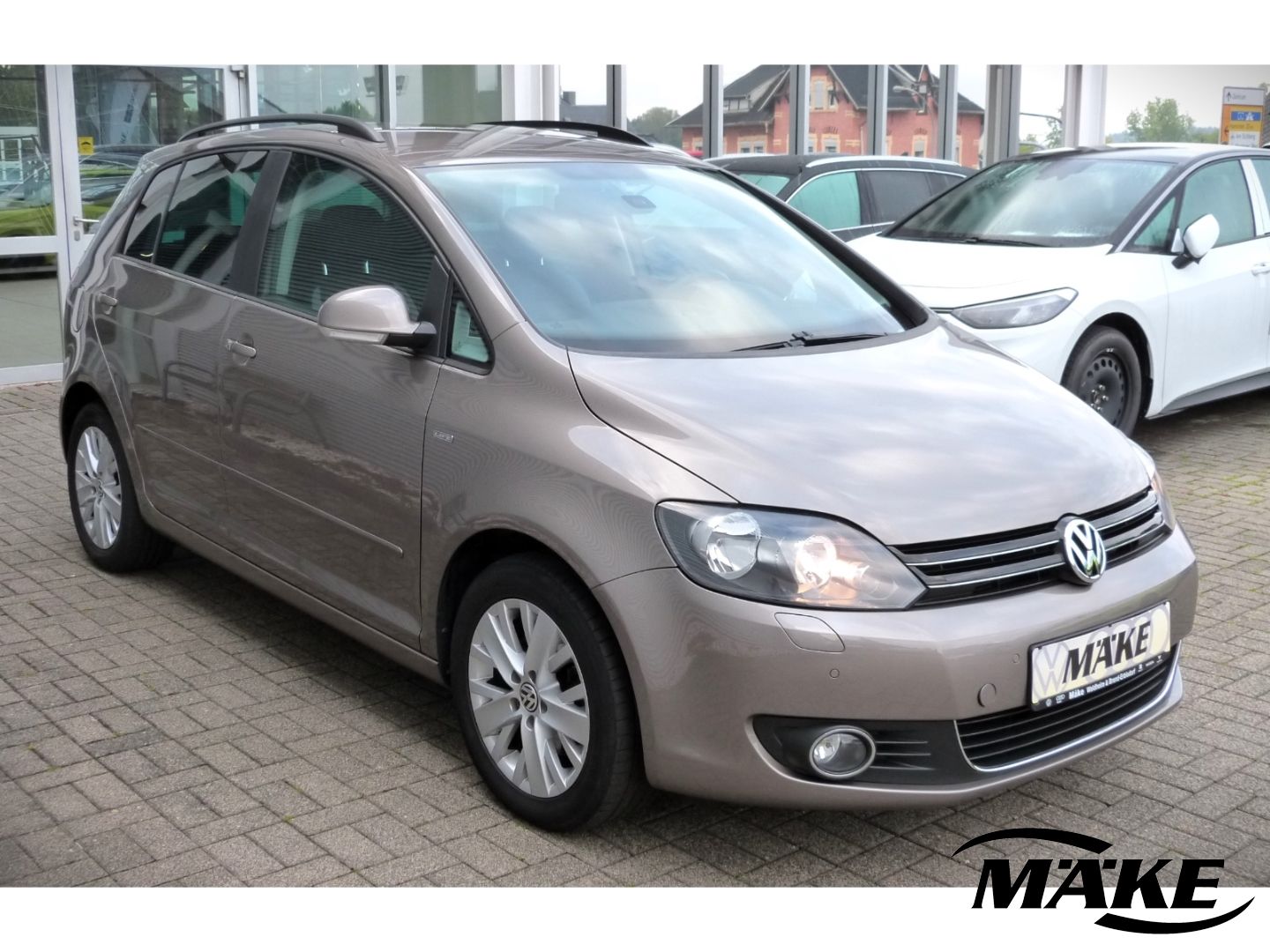 Golf Plus 1.6 TDI,Life,AHK,PDC+,SHZ,2-Zonen Clim