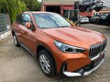 BMW X1 20 i sDrive xLine +Harman+Navi+EURO6e - BMW Unfallwagen