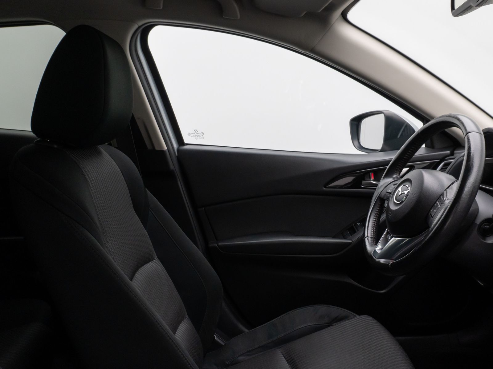 Fahrzeugabbildung Mazda 3 Lim.Center-Line Xenon Kamera Tempomat Skyactiv