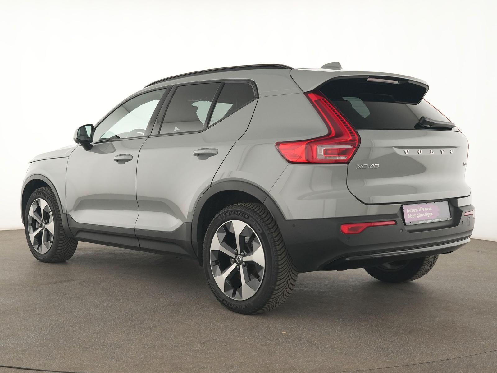 Volvo XC40 Plus Dark 360° ACC LED Kessy SHZ PDC Klima, миниатюра 8