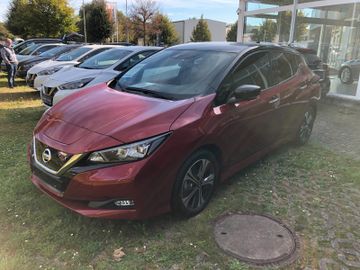 Fotografie Nissan Leaf N-Connecta 40KW LED 360 Kamera ProPilot