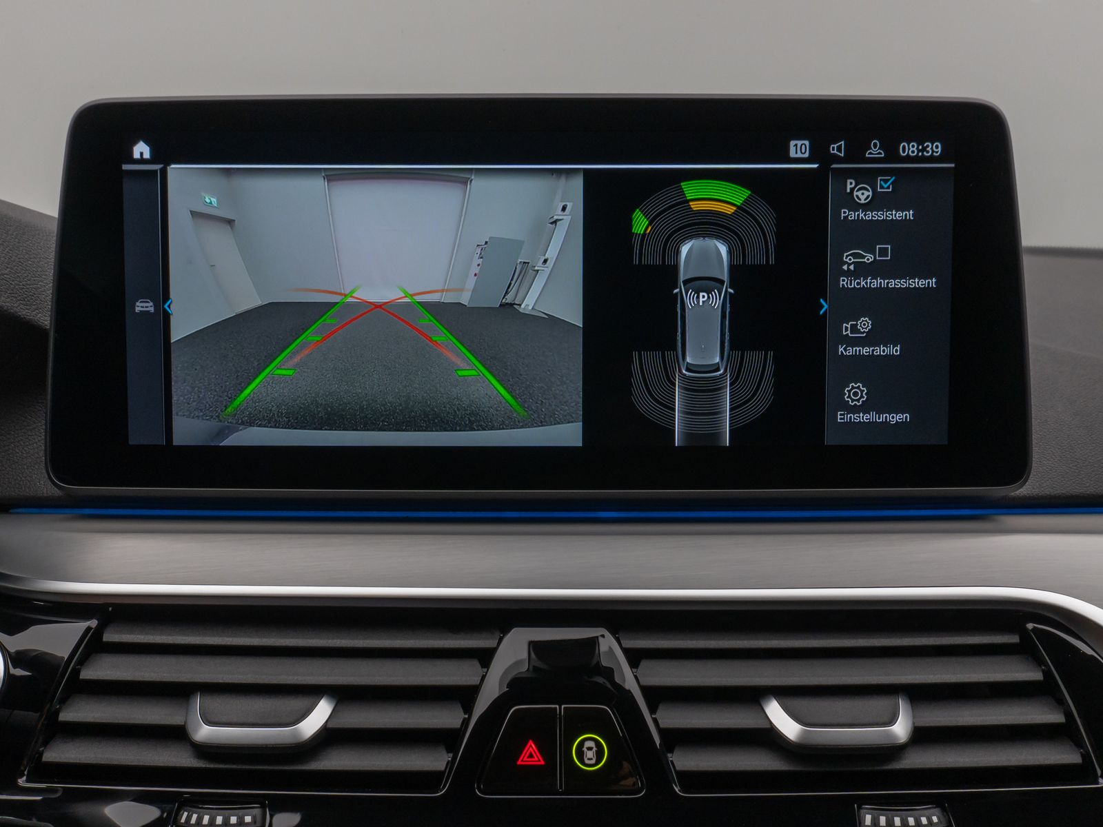 Fahrzeugabbildung BMW 530e M Sport HUD Kamera DAB Memory Laser AHK H/K