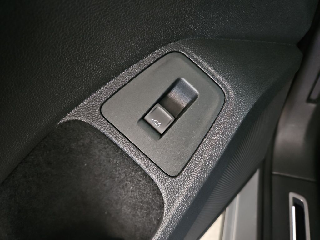 Fahrzeugabbildung Volkswagen Tiguan 1.5 TSI United OPF (EURO 6d) ACC AHK AUT