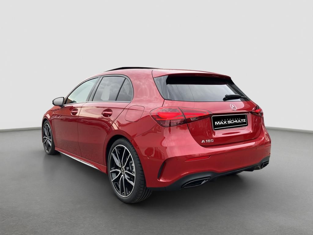 Fahrzeugabbildung Mercedes-Benz A 180 AMG*NIGHT*PANO*MULTIB*AHK*KAM*LENKR.-HEIZ