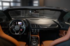 AUDI R8 Spyder 5.2 FSI quattro Performance - UPE 251k