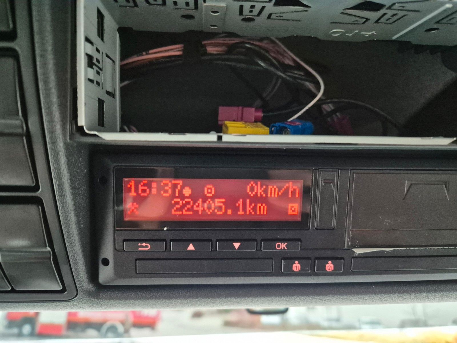 Fahrzeugabbildung MAN TGL 8.220 4x2 BL Doka 7 Sitze AHK Klima Standh.