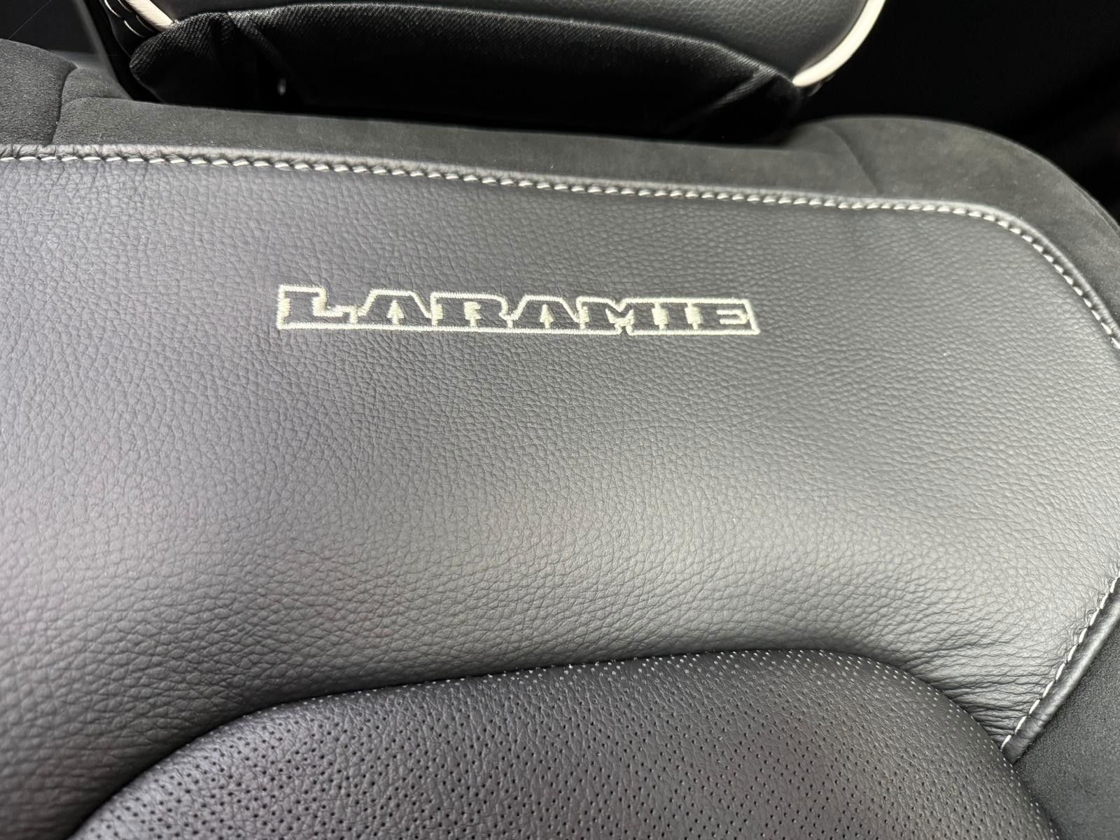 Fahrzeugabbildung Dodge RAM LARAMIE HURRICANE 3.0L-