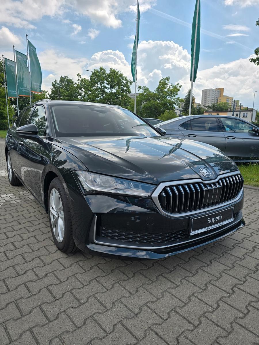 Skoda Superb Combi 1.5 TSI mHEV 110 kW Selection