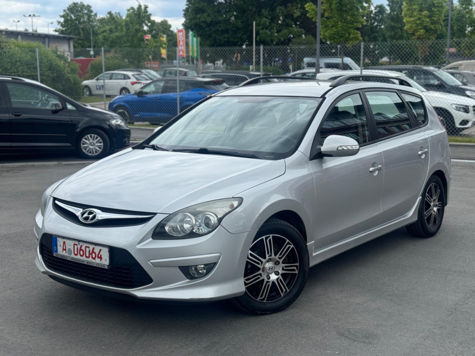 Hyundai i30 CW 1.4 Edition Plus +KLIMATRONIC+TÜV+SHZ+EU5