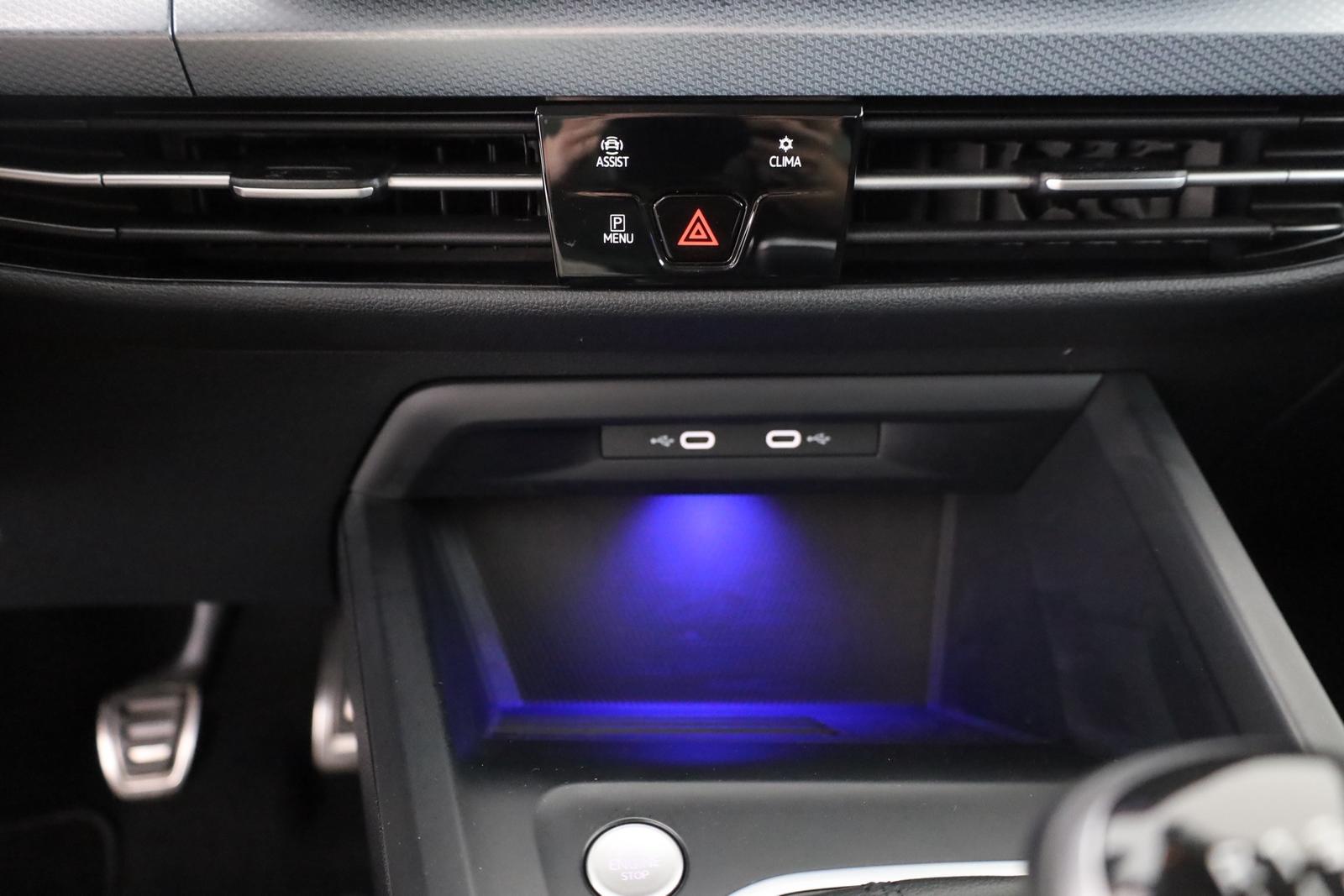 Volkswagen Golf VIII 1.5 TSI Goal LED Navi Sitzheizung ACC, миниатюра 12