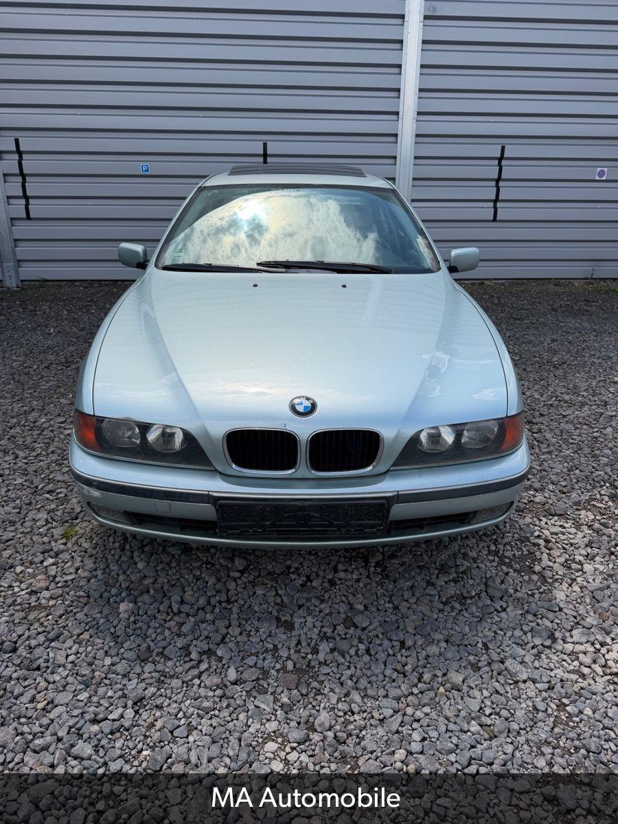 BMW 528 5er Voll Ausstattung