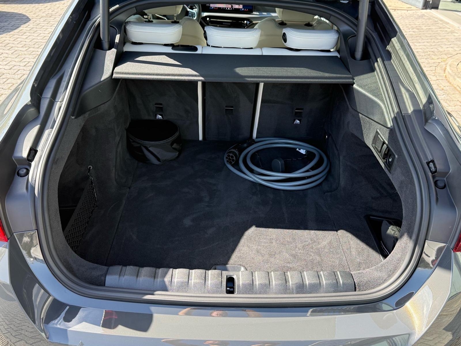 BMW i4 M60 xDrive M Sport PRO //MCarbonExt. Stop&Go