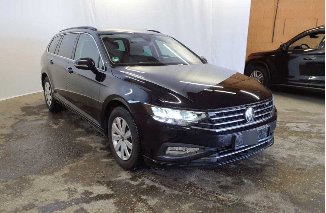 Fahrzeugabbildung Volkswagen Passat V 2.0d DSG Business LED/ACC/VIRTU/MASS/8F