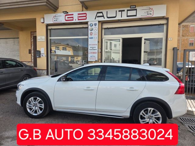 VOLVO V60 CC