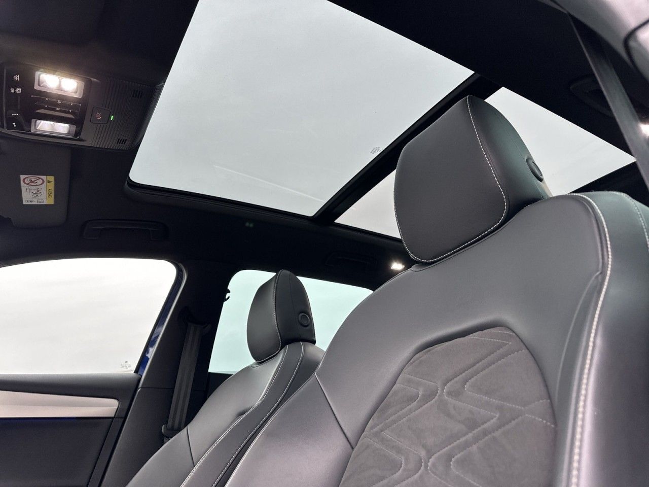 Fahrzeugabbildung SEAT Leon ST Xcellence 1.4 e-Hybrid (204 PS) DSG