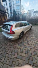Volvo V60 D4 Geartronic Momentum Pro Momentum Pro - Volvo V60: Von Privat