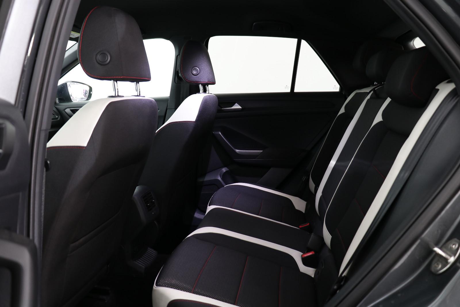 Volkswagen T-Roc 1.5 TSI DSG Sport *LED*NAVI*KAMERA*