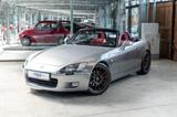 Honda S2000 2.0i | Deutsches Fahrzeug - Honda S2000 mit Benzin-Antrieb