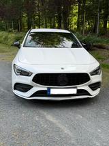 Mercedes-Benz CLA 250 7-Gang Automatik - Mercedes CLA 250 mit Anhängerkupplung