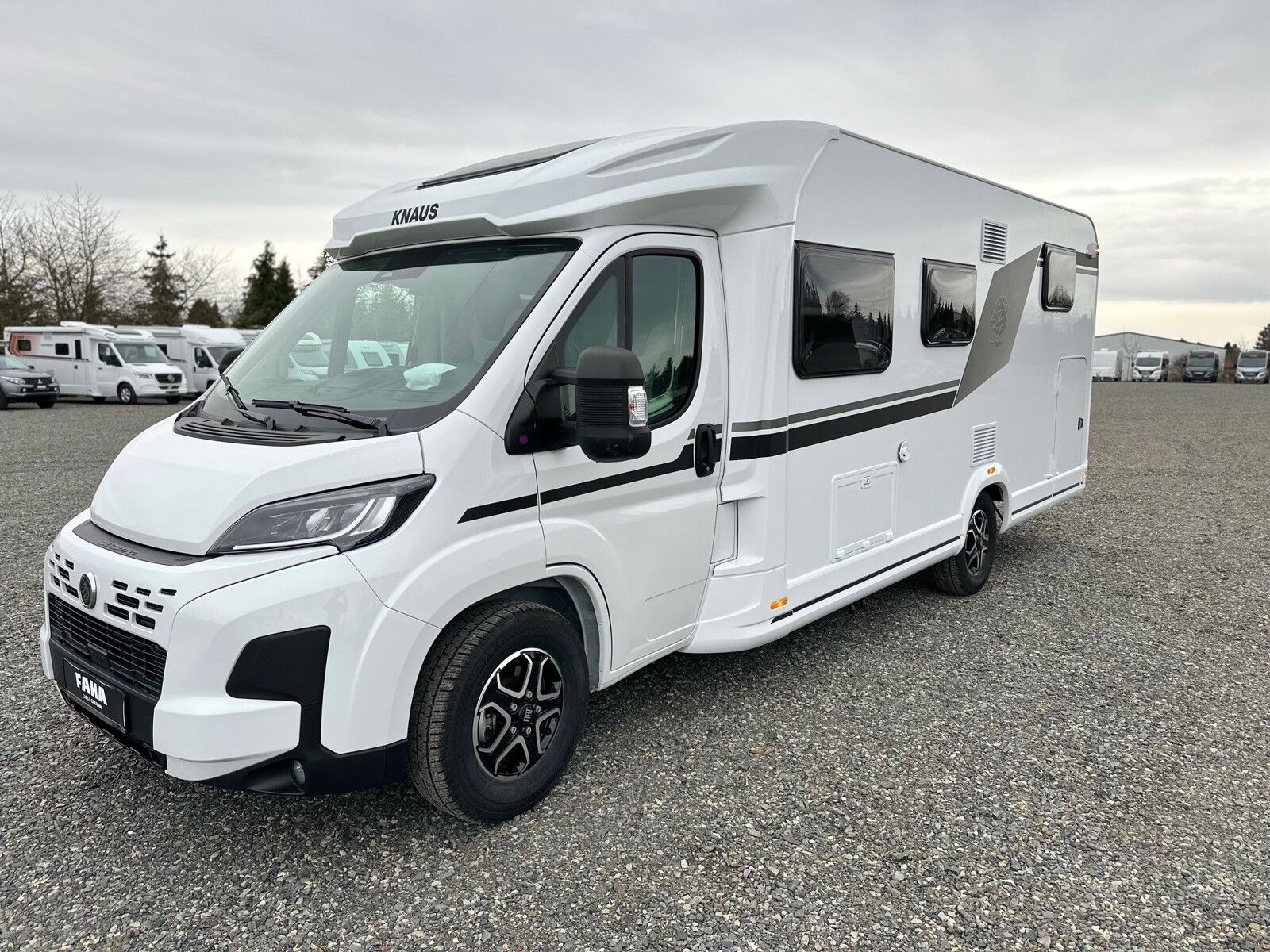 Fahrzeugabbildung Knaus L!VE TI PLATINUM SELECTION 700 MEG LIVE Lithium