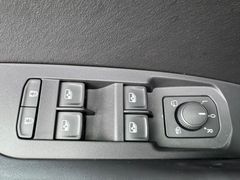 Fahrzeugabbildung Skoda Kodiaq Drive 125 4x4 AHK Navi 4x Sitzh. ACC