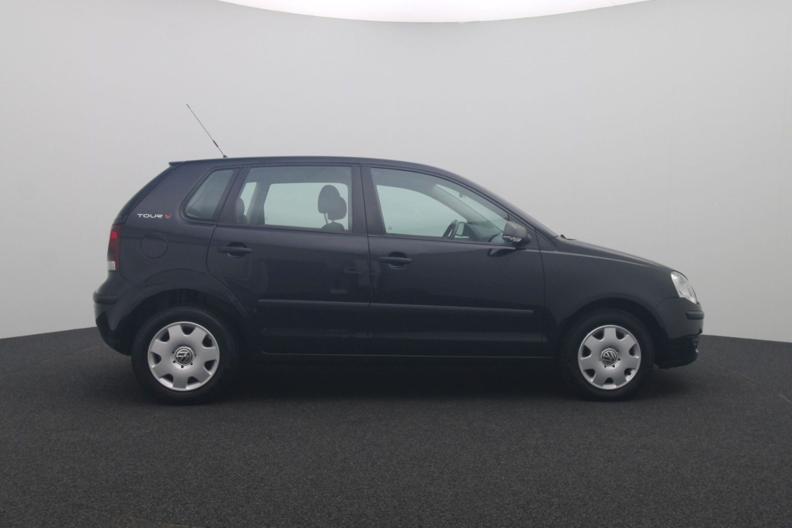 Fahrzeugabbildung Volkswagen Polo IV 1.4 Tour AUTOMATIK AHK KLIMA SHZ
