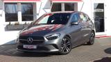 Mercedes-Benz B180 LED Navi Tempomat Kamera DAB Totwinkel USB - Mercedes-Benz in Halle: 180