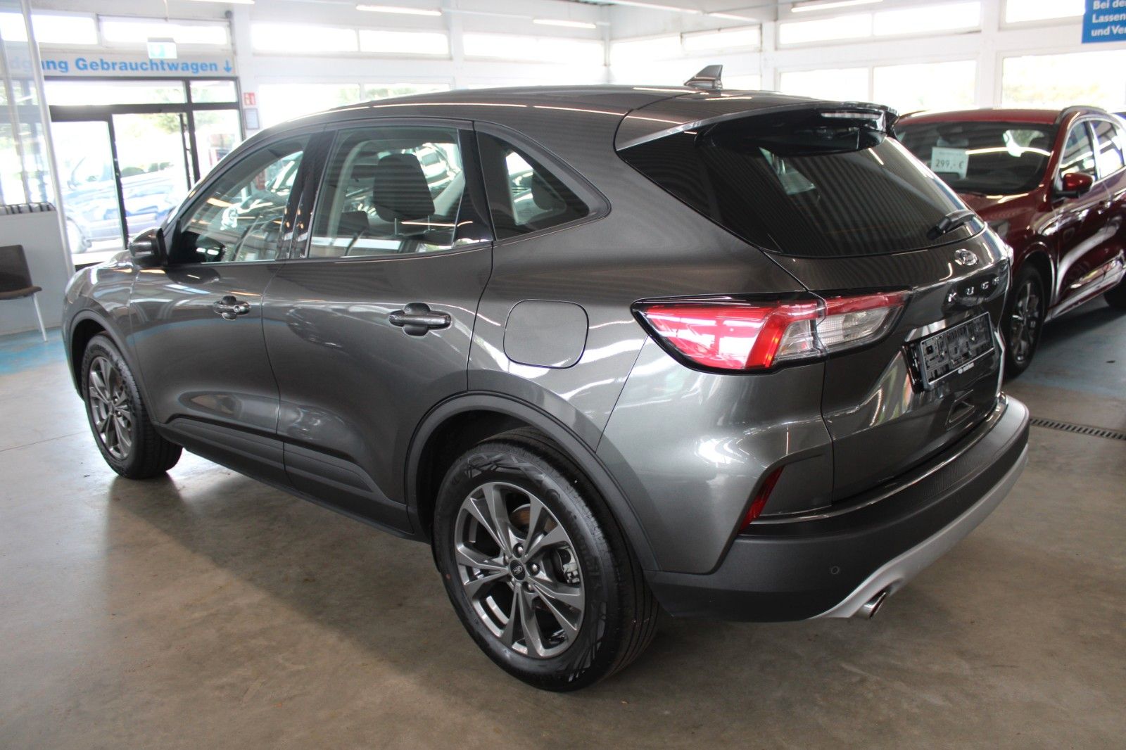 Fahrzeugabbildung Ford Kuga 1.5 EcoBlue Cool & Connect NAVI WinterPaket