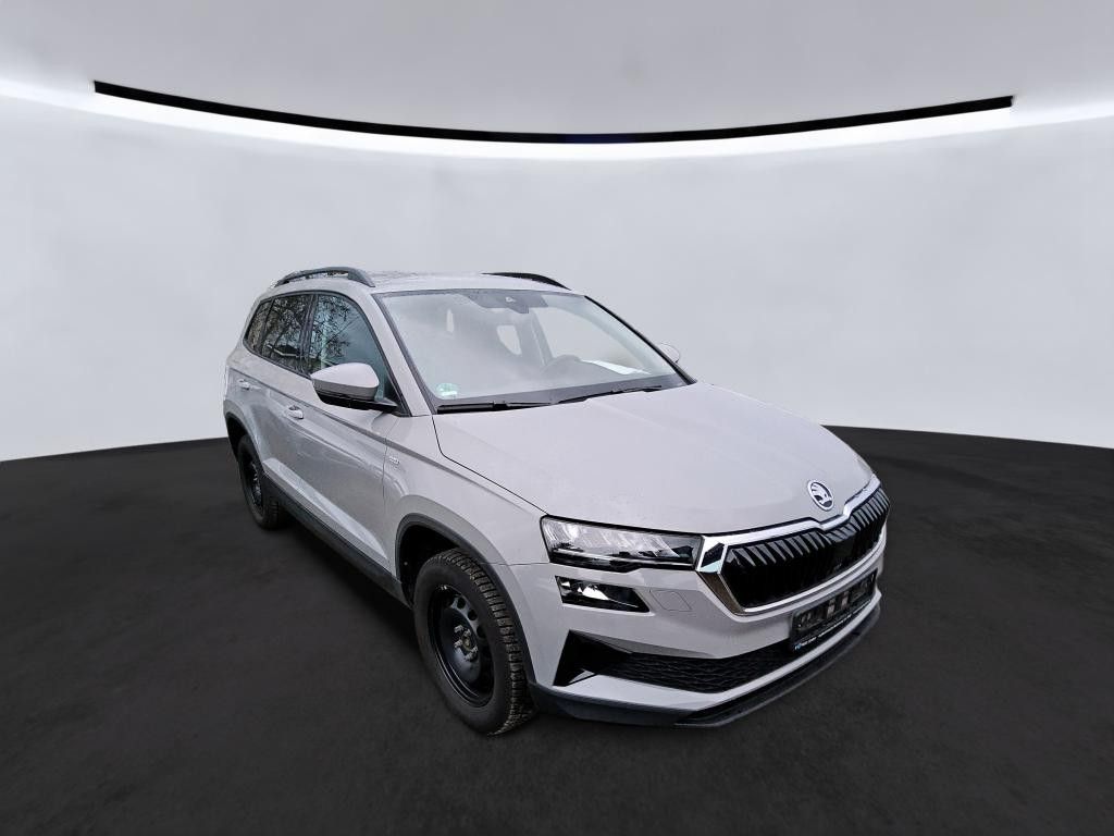 Skoda Karoq 2.0 TDI Tour PDC SHZ ACC LED NAVI AHK imagem 3