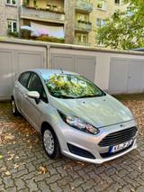 Ford Fiesta 1,6 TDCi SYNC Edition mit HS - Ford Fiesta mit Diesel-Antrieb: Limousine