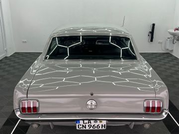 Ford Mustang - 9
