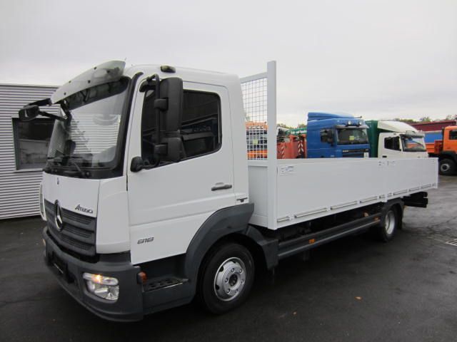 Mercedes-Benz Atego 818 L 4x2, BlueTec 6, Mittelsitz, Schalter