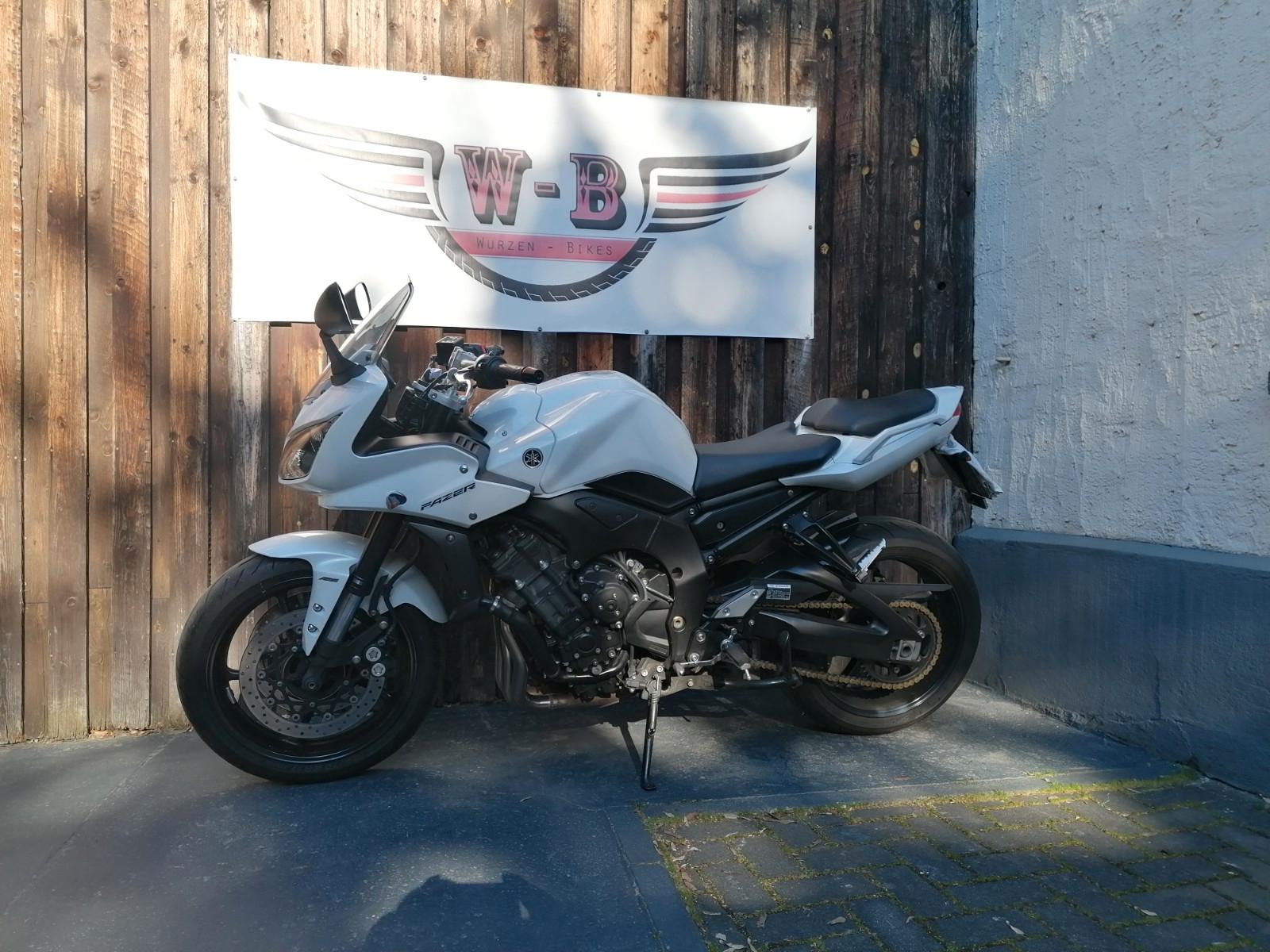 Yamaha FZ1 Fazer 1000