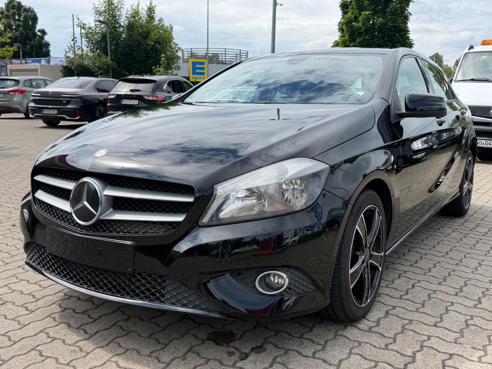 Mercedes-Benz A 180 BlueEfficiency/Navi/Bluetooth/PDC/Euro6