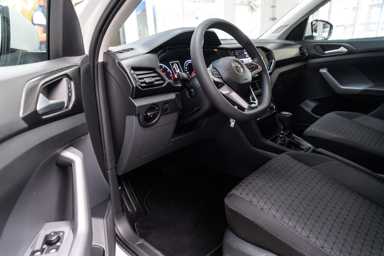 Fahrzeugabbildung Volkswagen T-Cross 1,0 DSG Life+ ACC+Kamera+Bluetooth