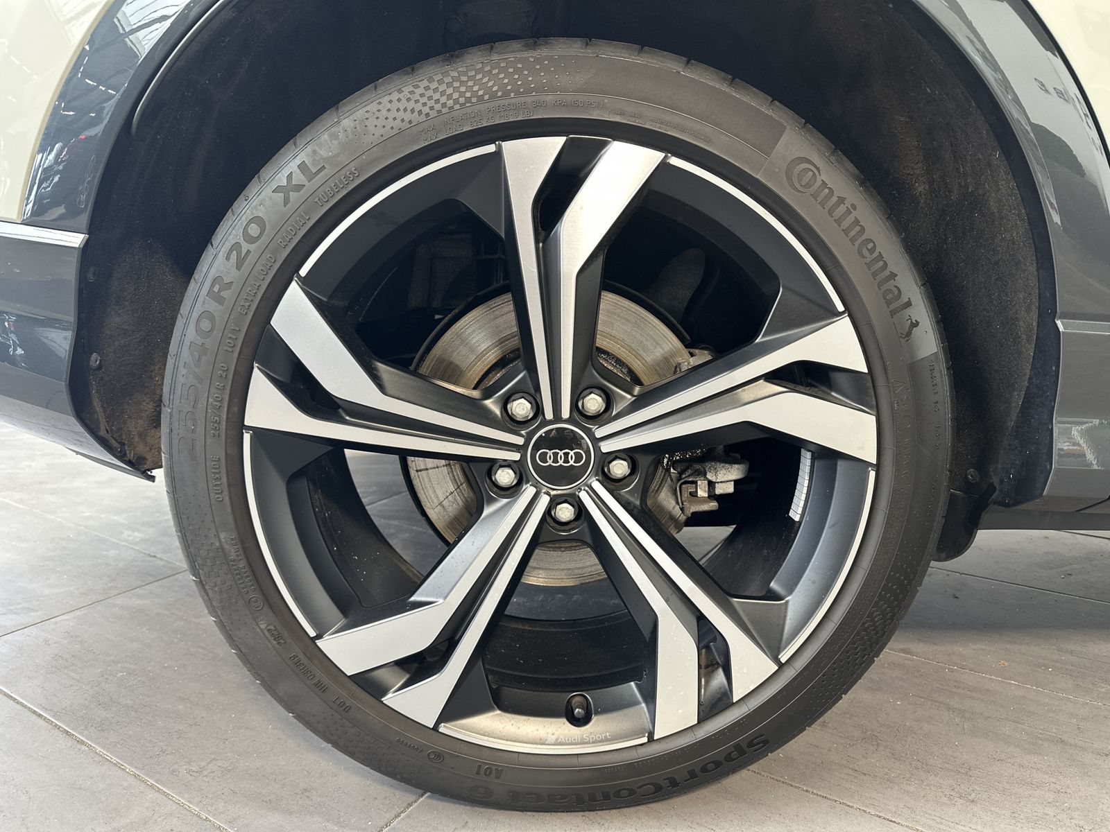 Fahrzeugabbildung Audi Q3 SpB 40 TDI Qu S-Line Black NAV+LED+V-COCKPIT