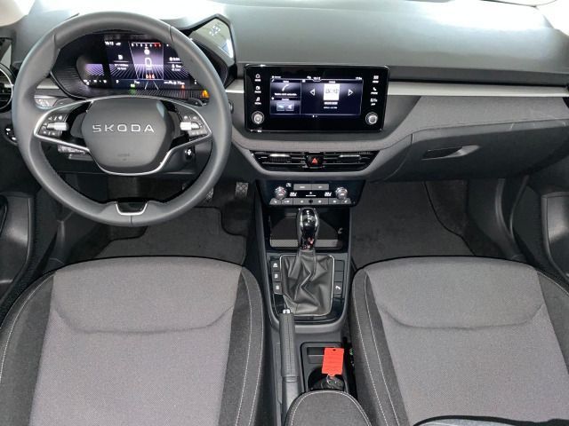Fabia Tour 1.0 TSI DSG LED+KAMERA+SHZ