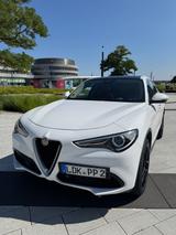 Alfa Romeo Stelvio 2.0 Turbo - Vollleder, Panorama, TÜV Neu - Alfa Romeo Stelvio von privat