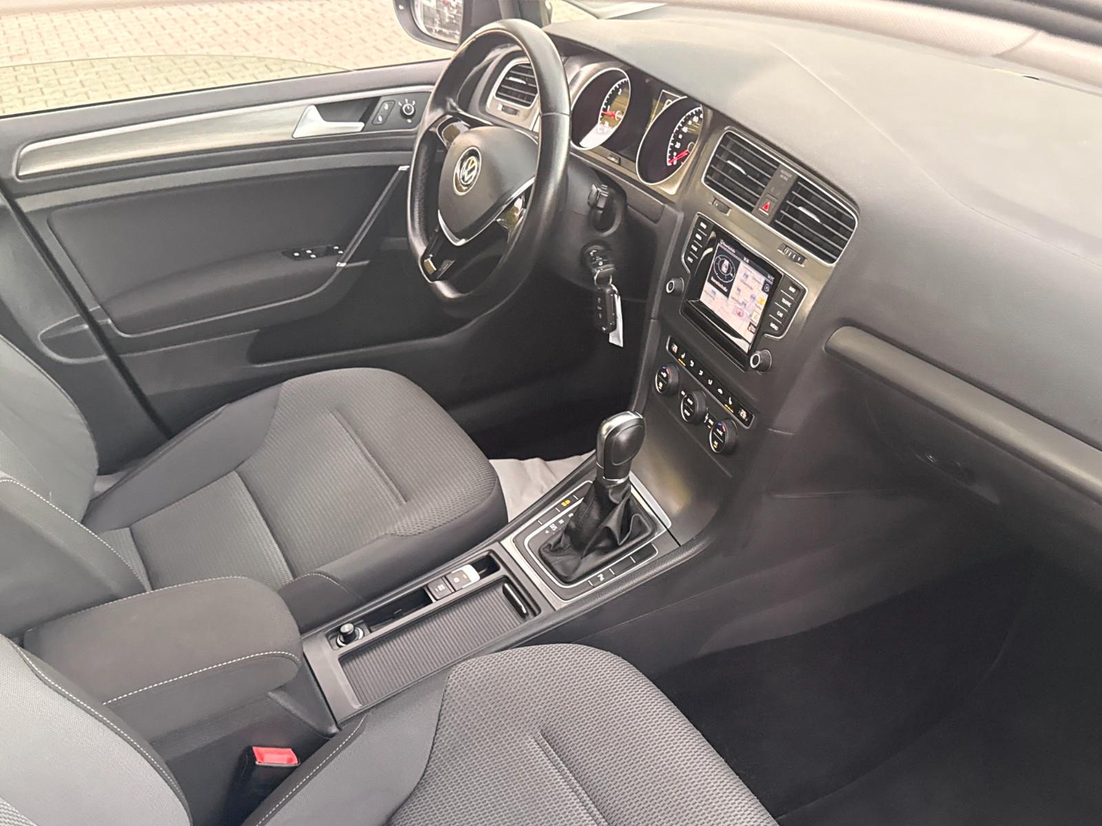 Volkswagen Golf 2013 — photo 38