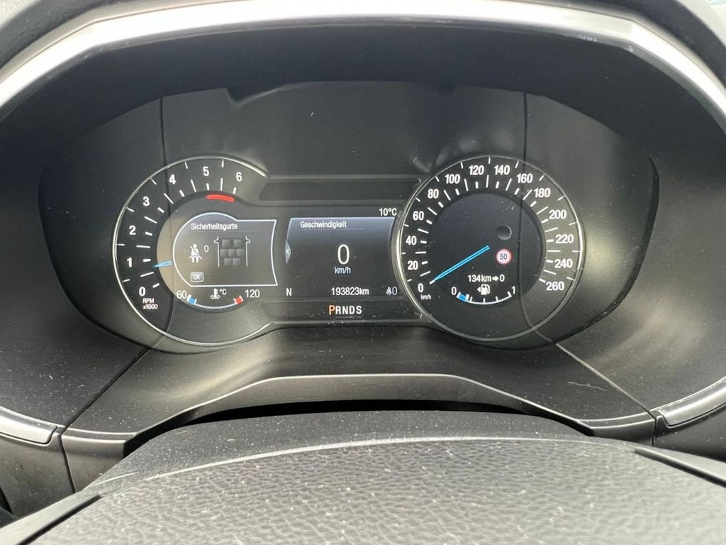 FORD S-Max 2.0 TDCi Titanium Automatik, 7SITZER,KLIMA FORD S-Max 2.0 TDCi Titanium Automatik, 7SITZER,KLIMA