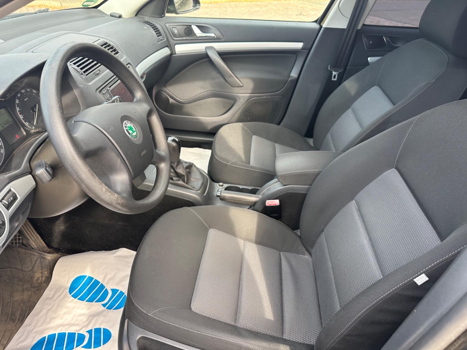 Skoda Octavia 2007 — photo 12