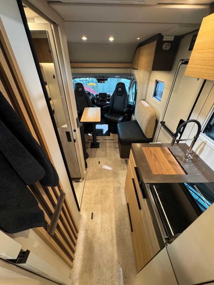 Fahrzeugabbildung Bürstner Signature SFT 7.4 NEUHEIT MODELL 2026!