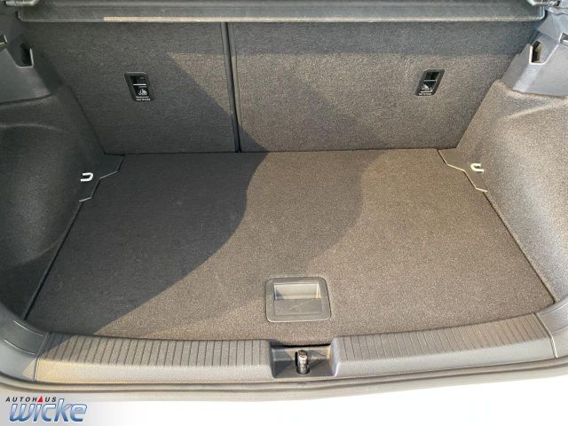 T-Cross 1.5 TSI DSG R-Line NAVI KLIMA PDC LED AH